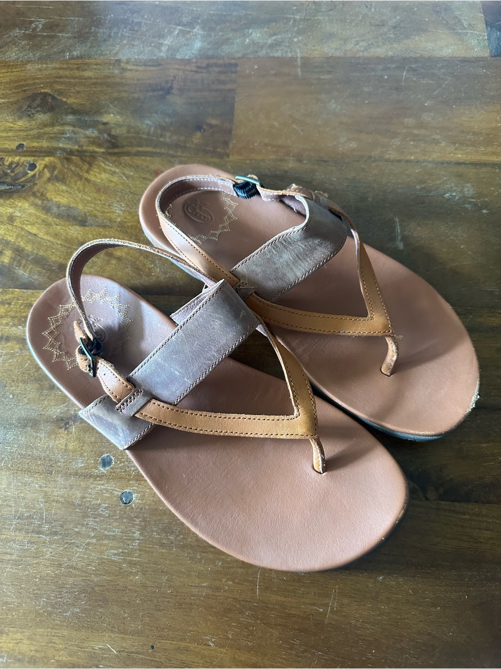 Chaco rust brown leather sandals women’s size 8